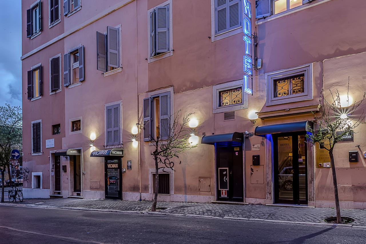 Hotel Center 3 30/35