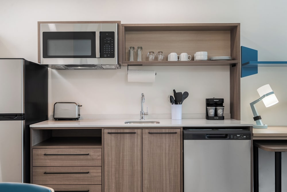 جناح بسرير كينج لذوي الإعاقة، Home2 Suites by Hilton Riverview Tampa 4/4