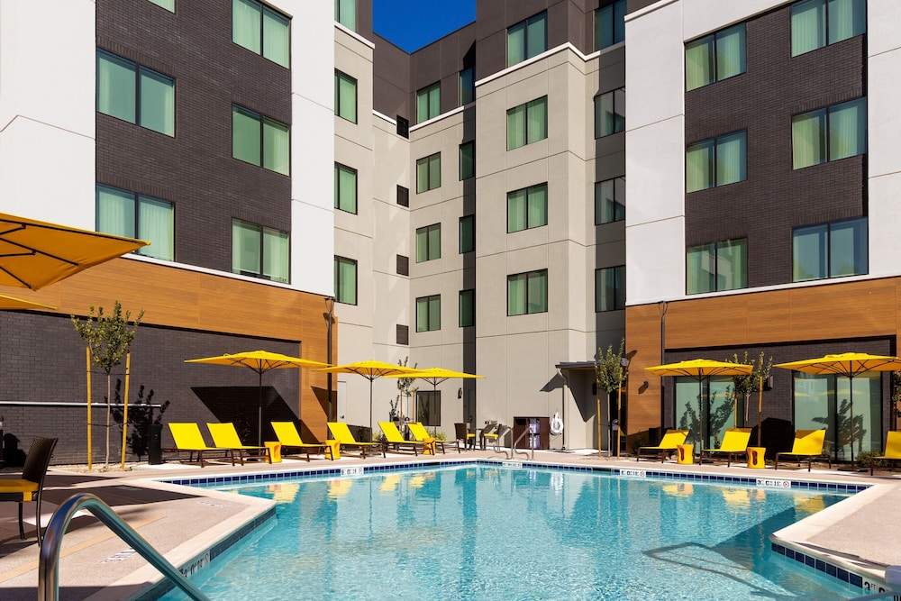 Residence Inn by Marriott Anaheim Brea 40/49