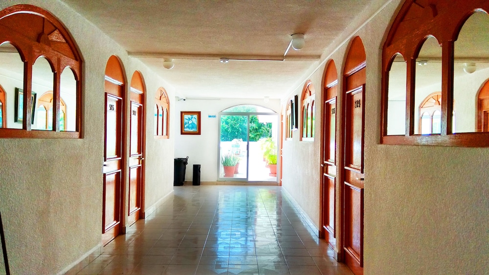 D`CESAR HOTEL ACAPULCO 34/54