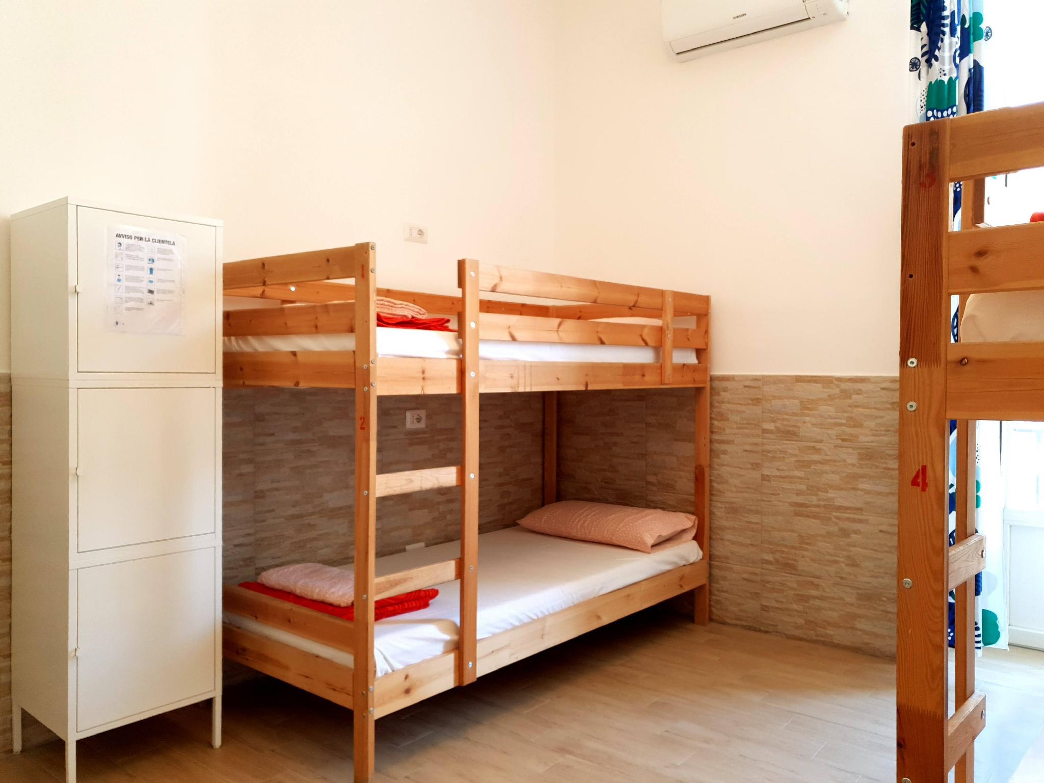 Female Dorm, Female Only, 5 Beds