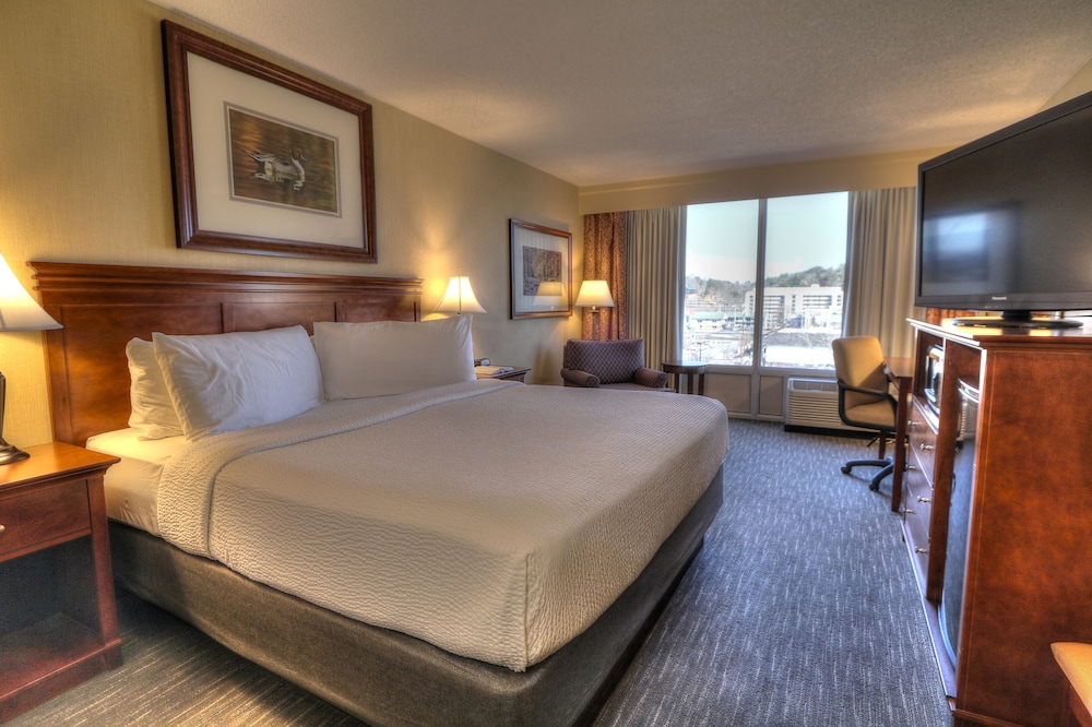 The Ramsey Hotel And Convention Center 22/69