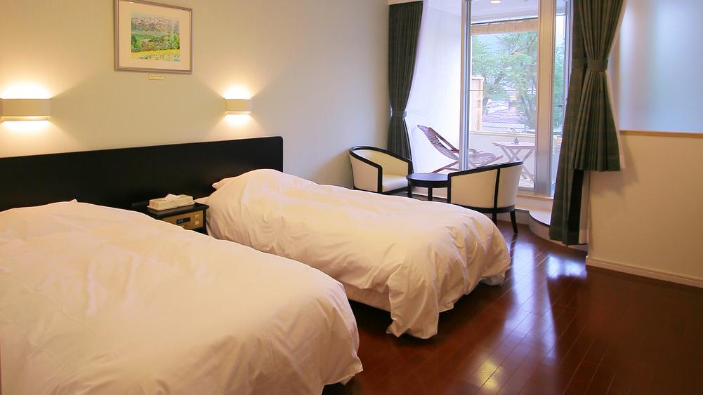 Standard, Twin Beds