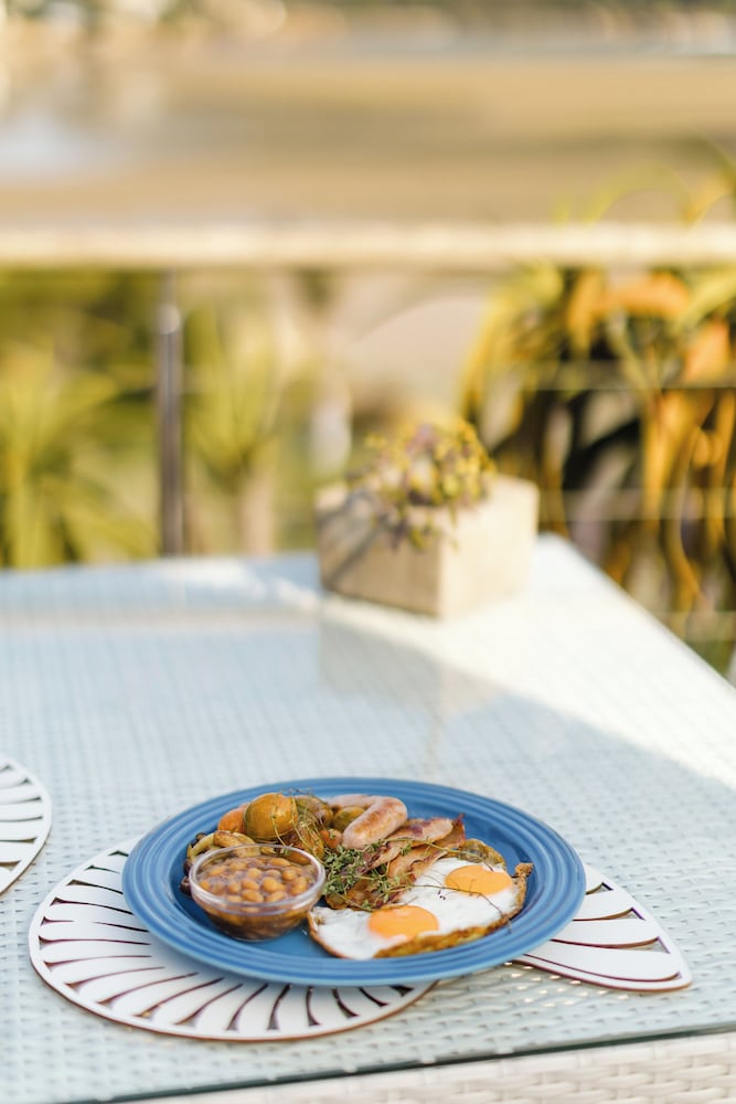 Amanzi Island Boutique Hotel 61/77