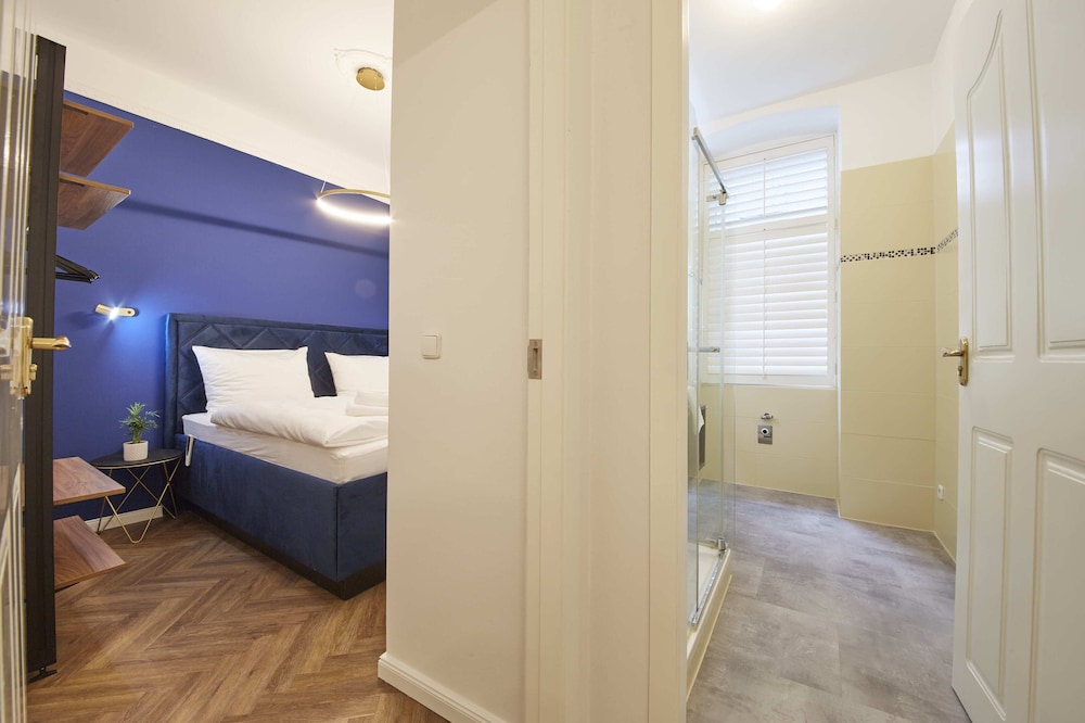 Nove Boutique Apartments 49/50