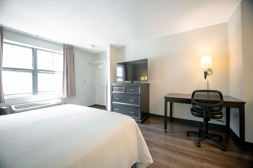 DELUXE, STUDIO, KING BED, SOFA