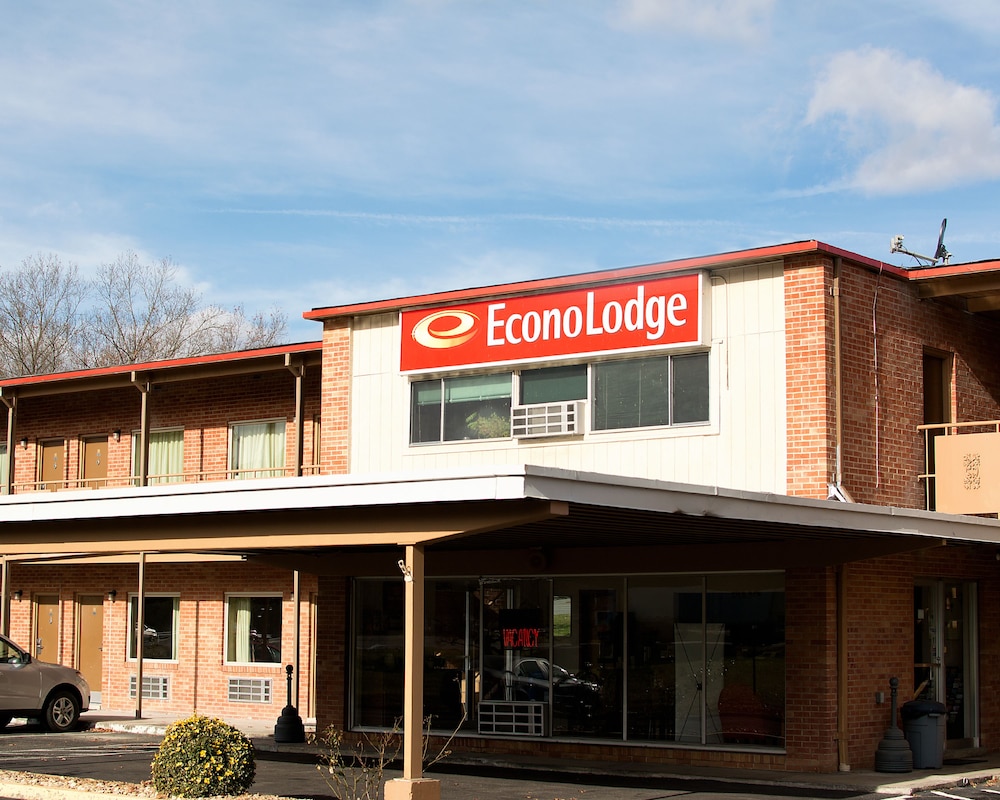 Econo Lodge Lexington Downtown Near I-81 1/29