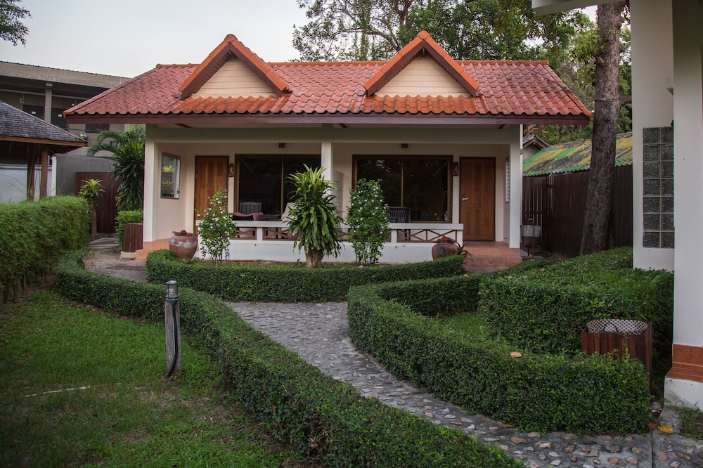 Ao Cho Grandview Hideaway Resort 3/77