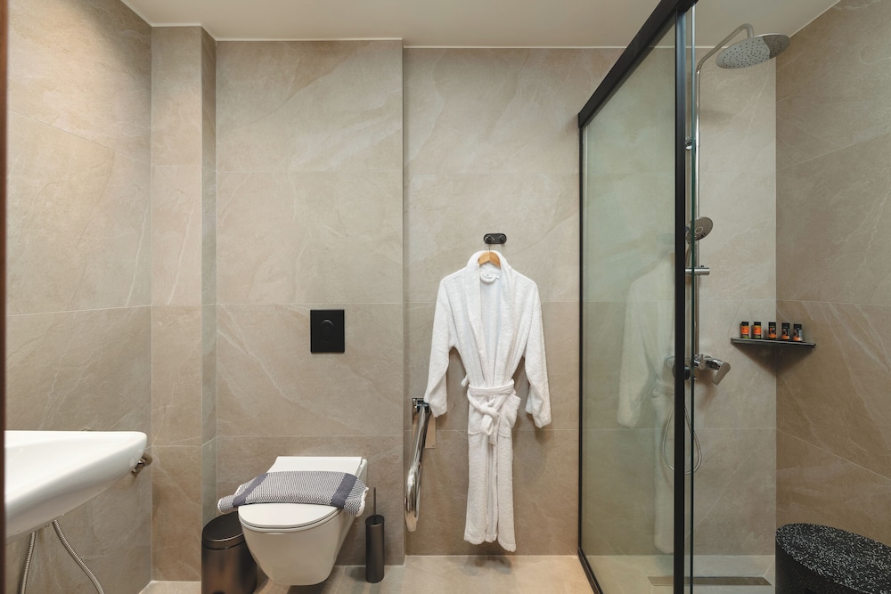 Elia Sea Suites 71/72