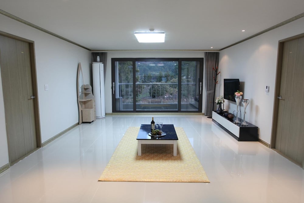 Dammora Hotel and Resort 44/64