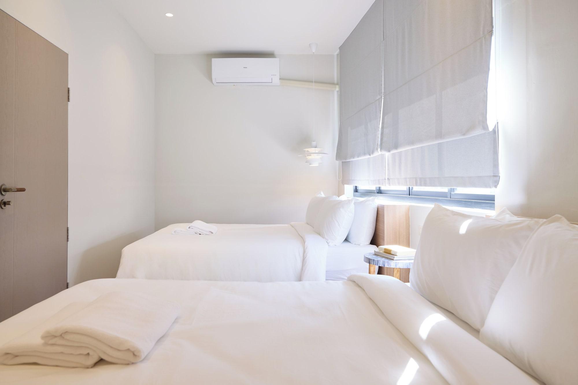 2 Bedrooms, Design, Suite, Terrace