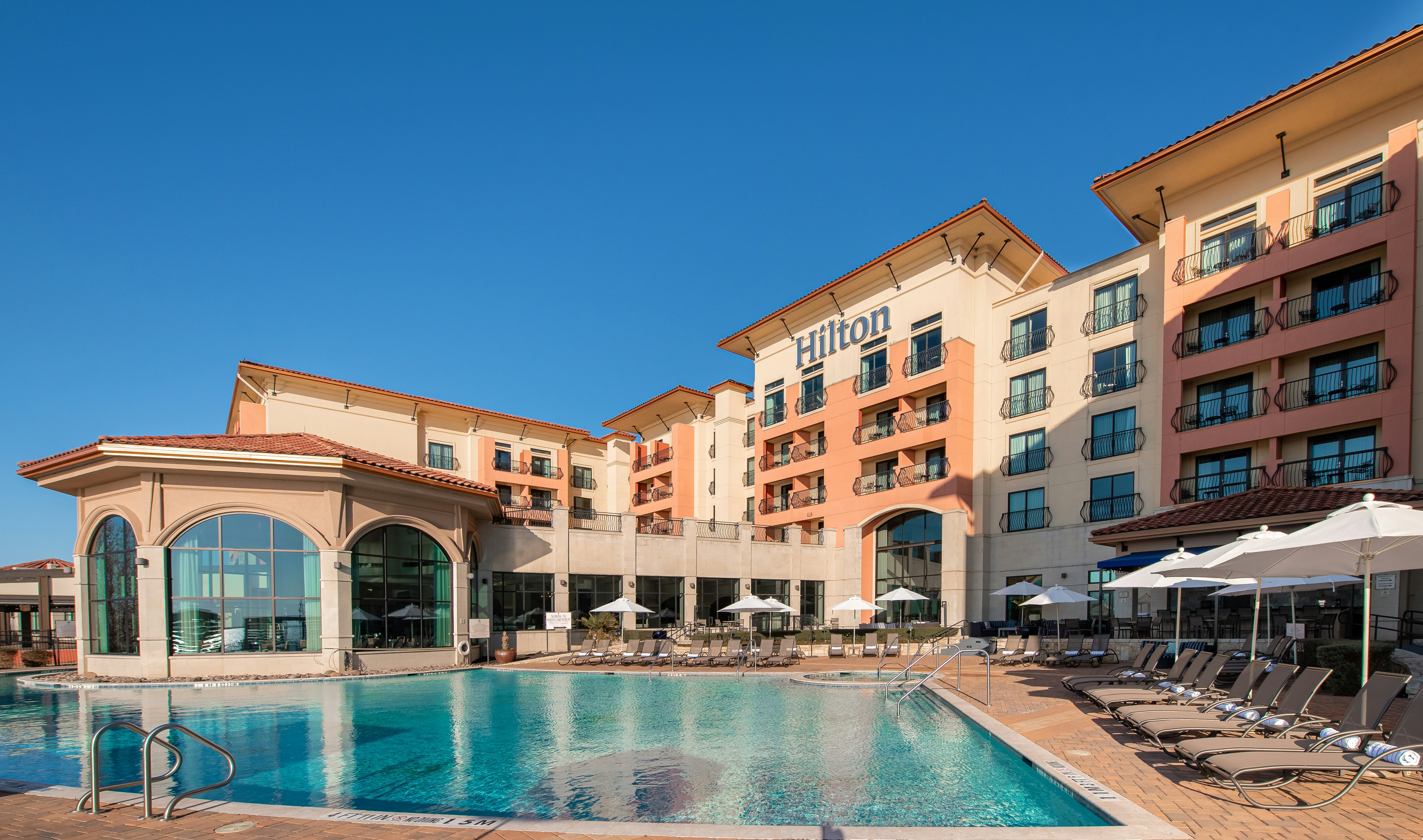 Hilton Dallas/Rockwall Lakefront 77/77