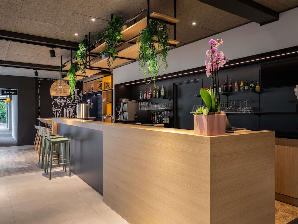 Ibis Paris Meudon Velizy 8/72