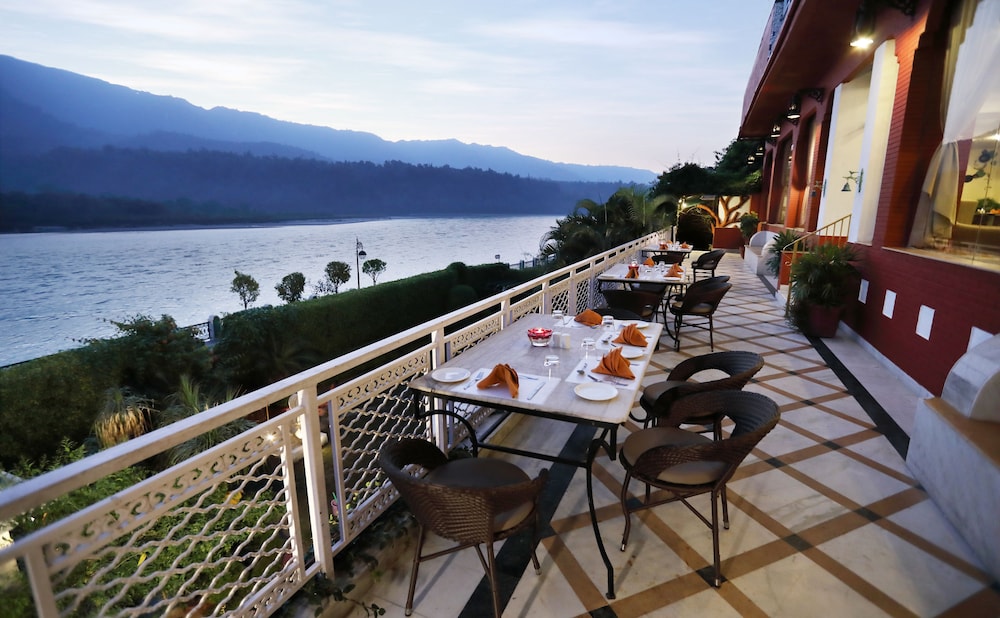 Ganga Kinare A Riverside Boutique Hotel 37/50