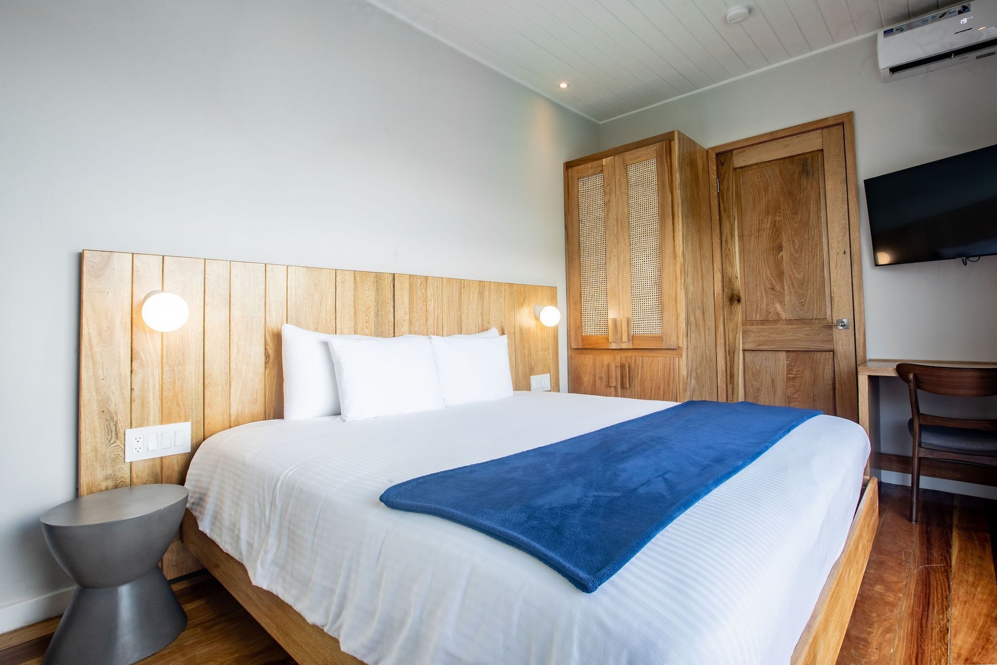 Cabin, Double Bed, Pool Side