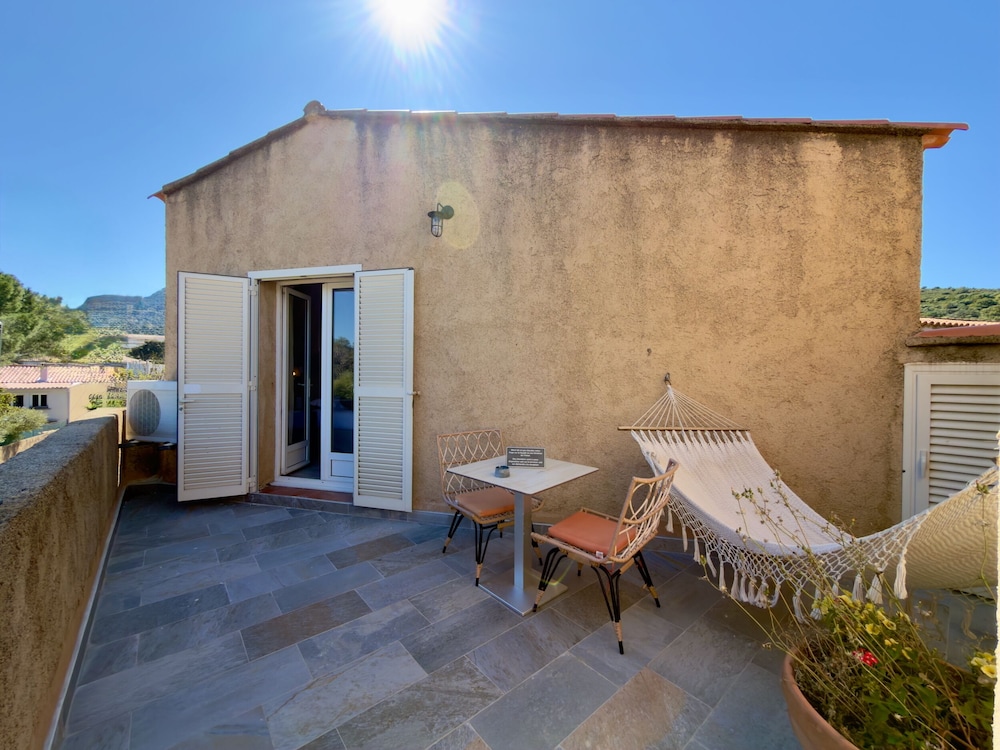 HOTEL CASA ROSSA 32/72