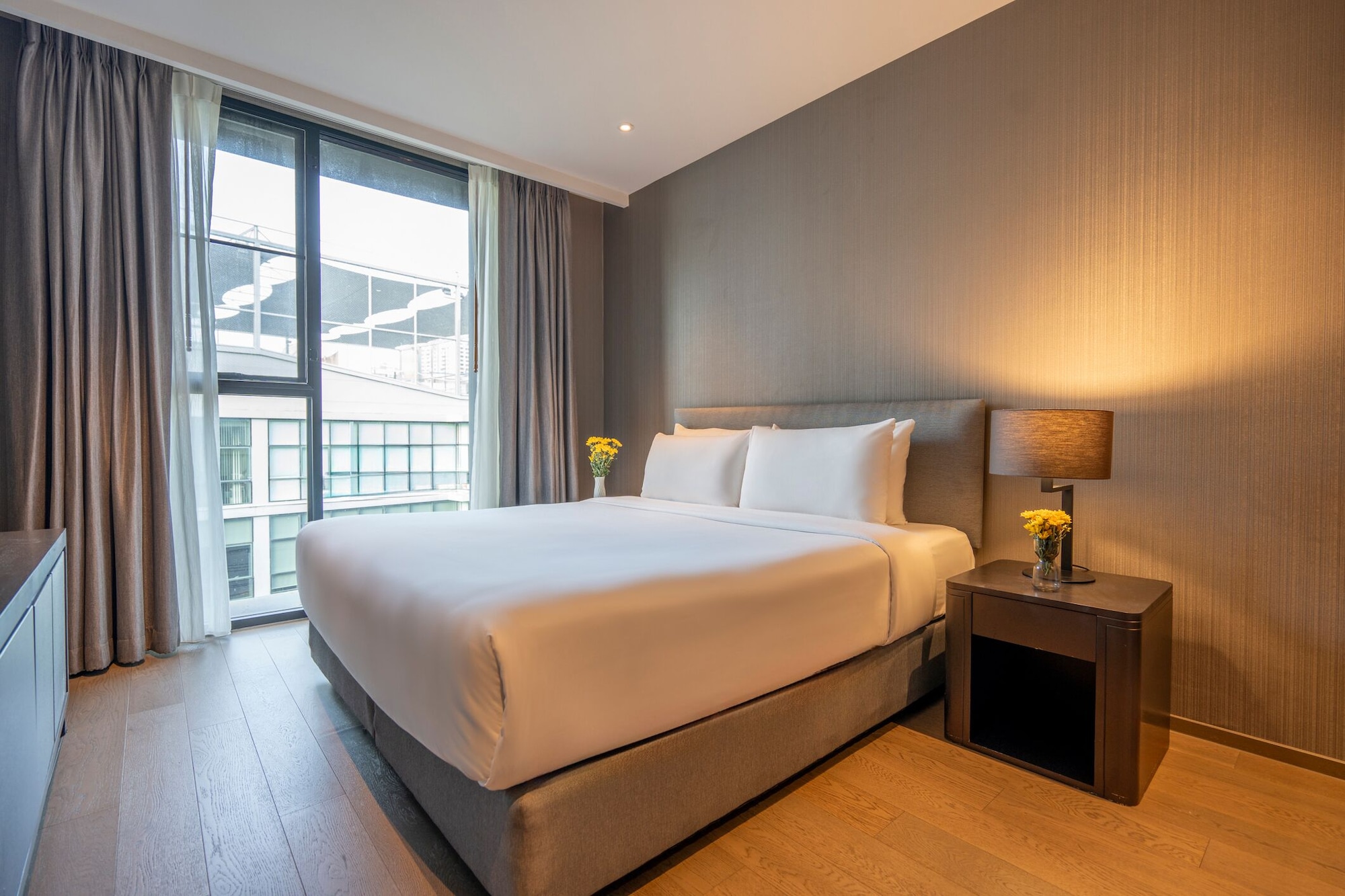 1 BEDROOM, SUPERIOR, SUITE