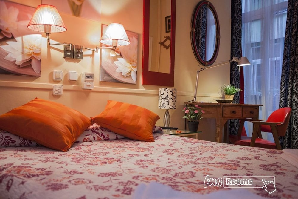 Hostal La Fontana 22/65