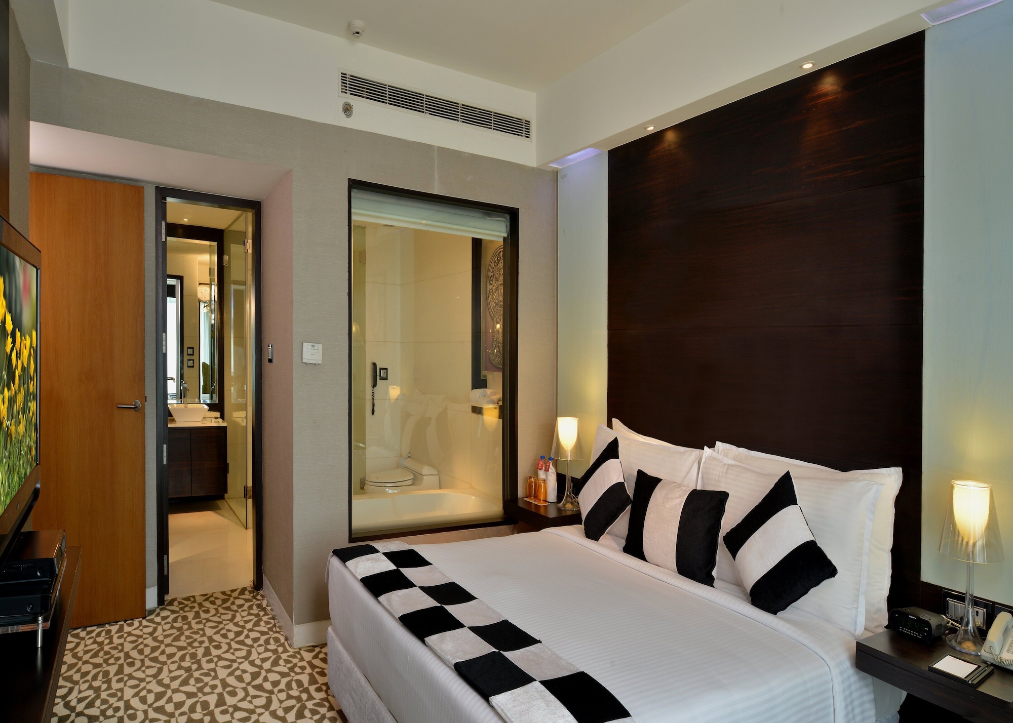 Queen Bed