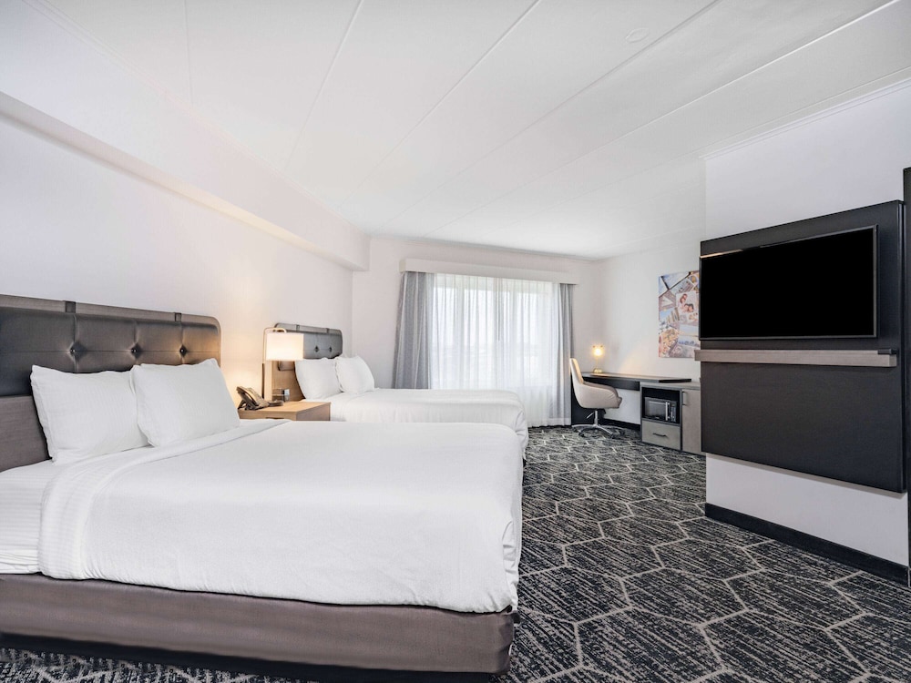 La Quinta by Wyndham Chicago O'Hare Airport 9/30