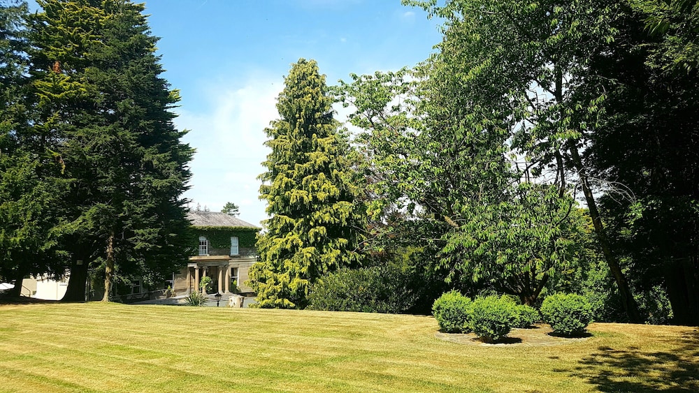 Belmont House Hotel 46/51