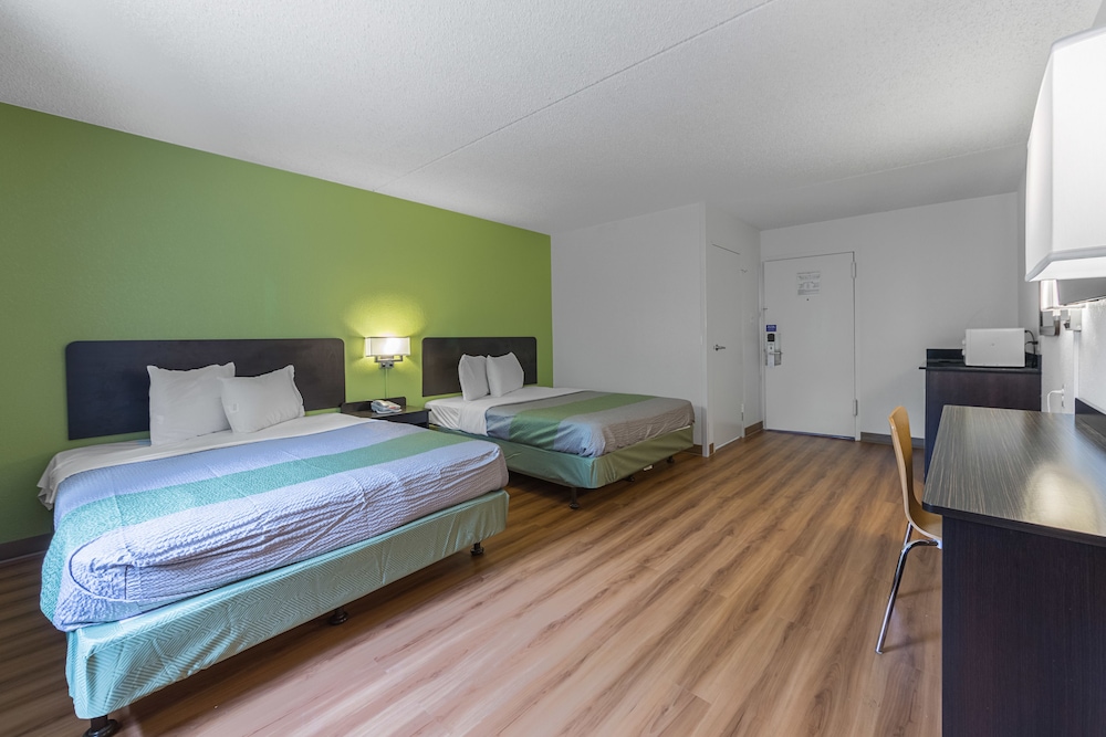 Motel6 Warminster, PA 28/48