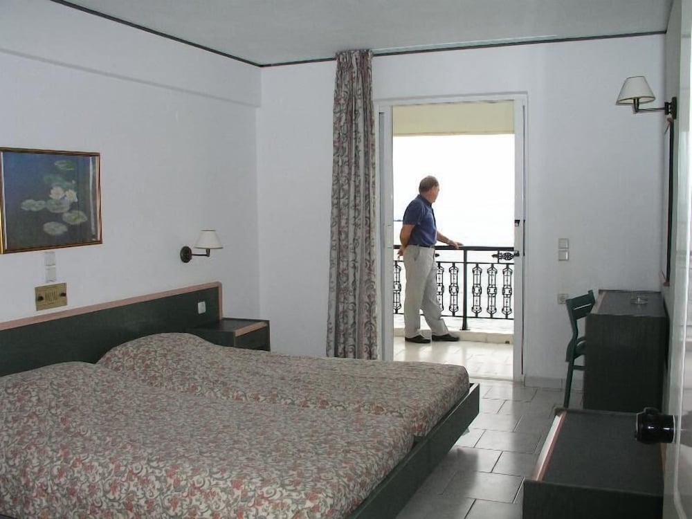 Porto Iliessa by GHH 14/43