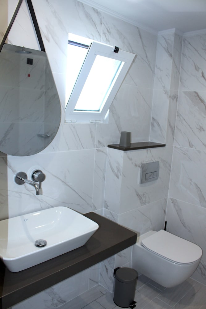 Sea View Apartments 42/45