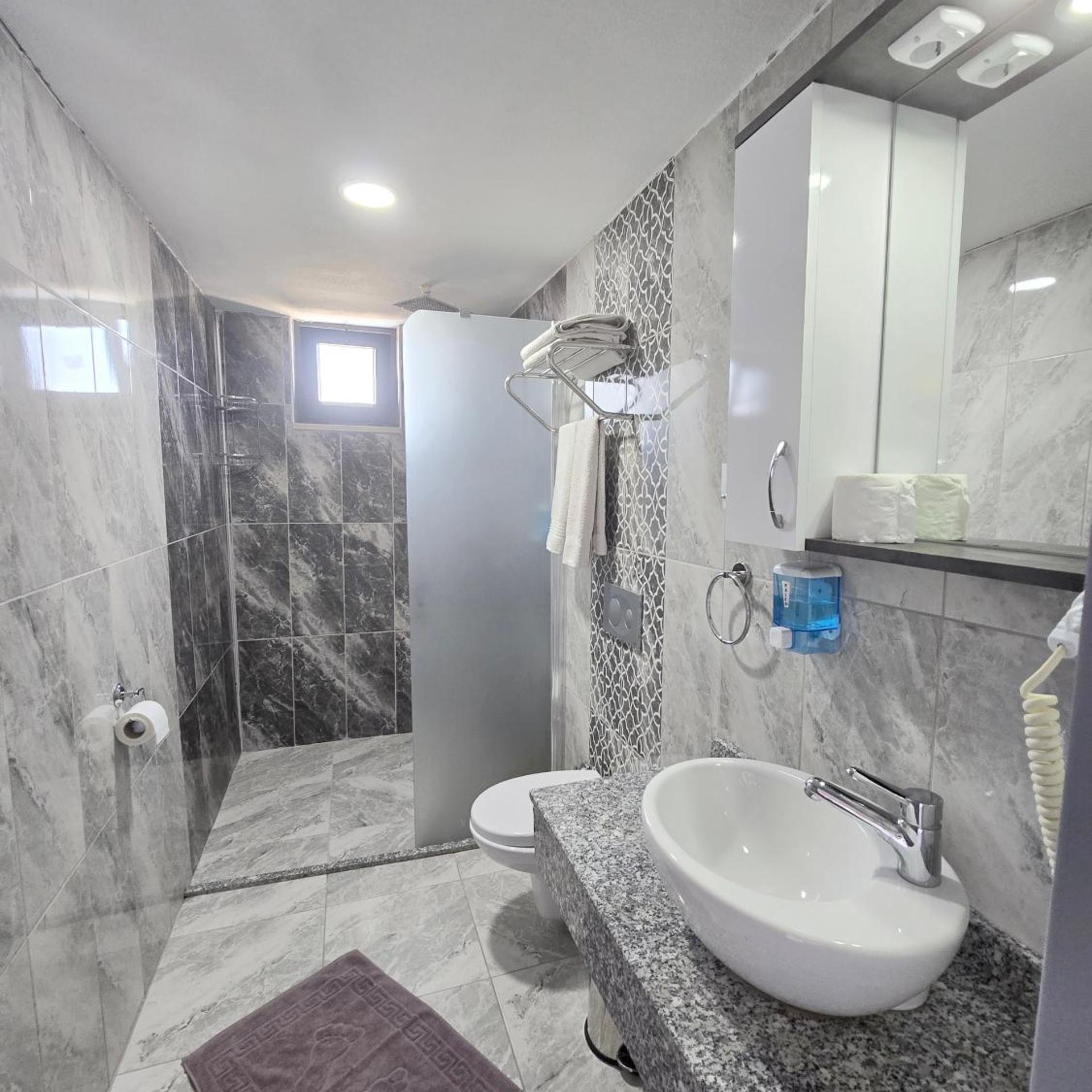Diamant Otel 48/50