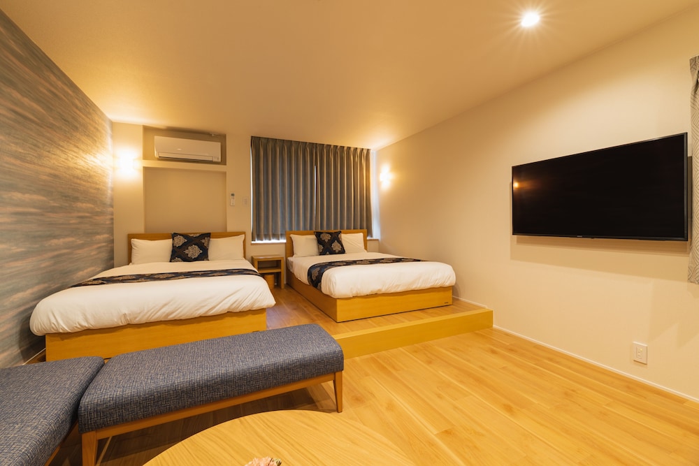 Grand Base Nagasaki City 15/50