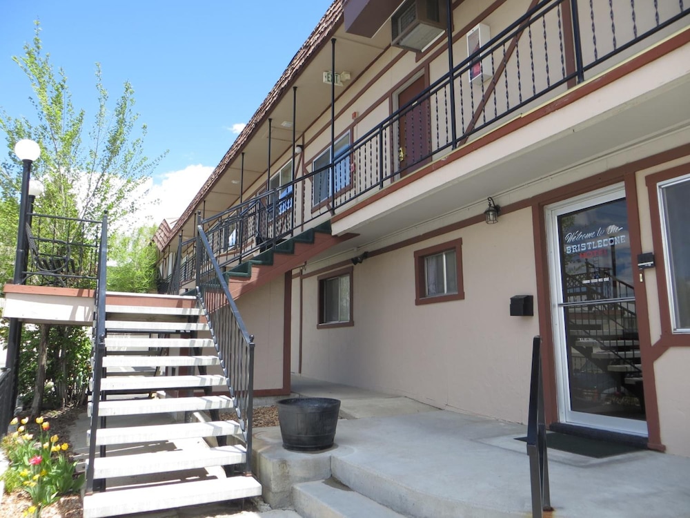 Bristlecone Motel 9/50