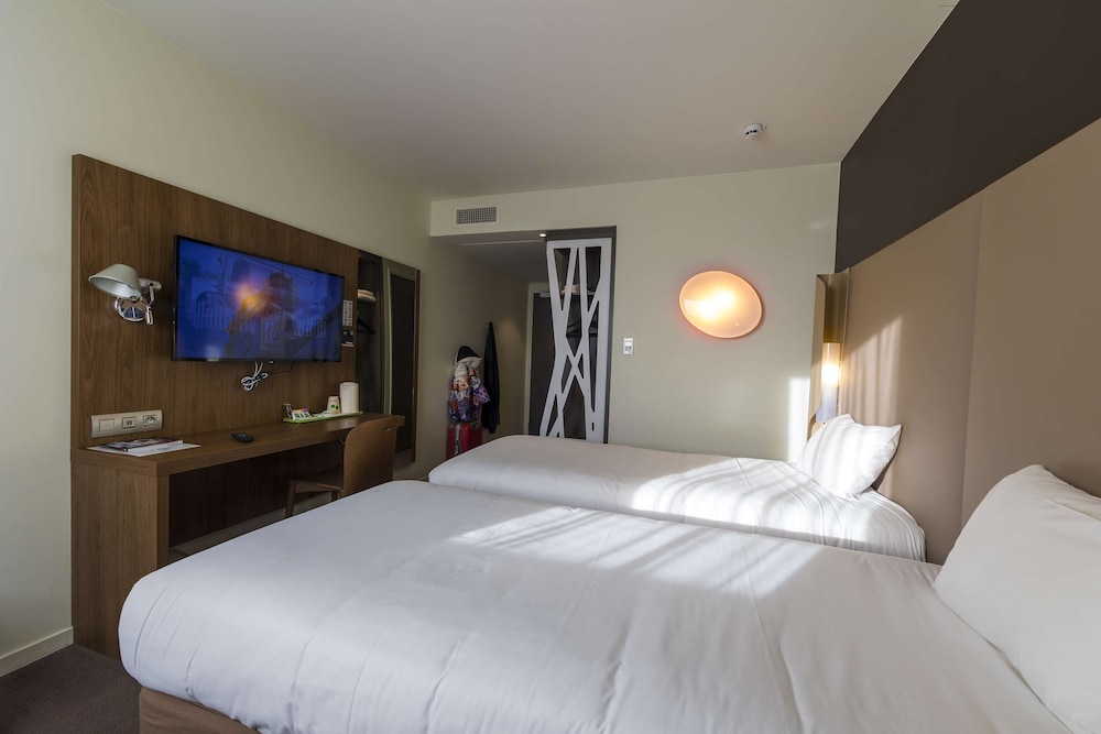 STANDARD, TWIN BEDS
