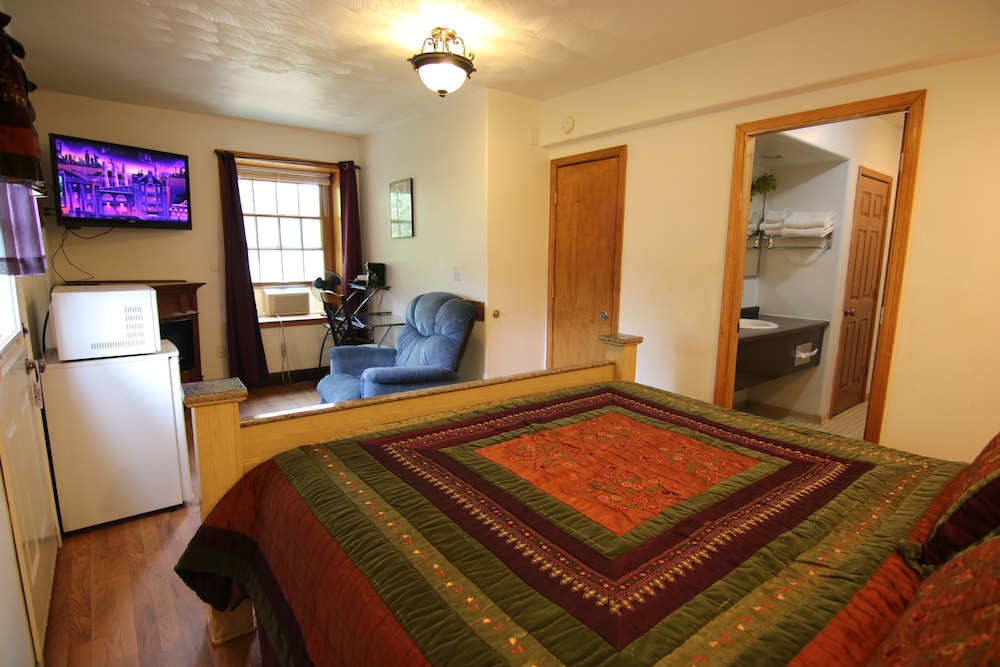 Fairbanks Extended Stay 22/50