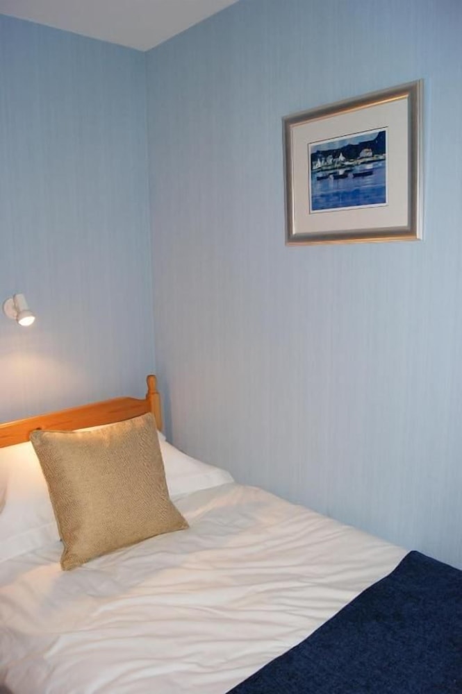 Shegarton Farm Cottages 12/47