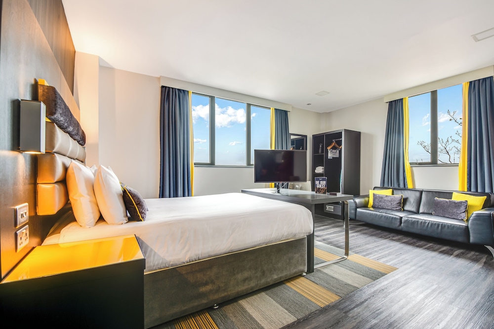 Room at Roomzzz Chester City, CHESTER - UK