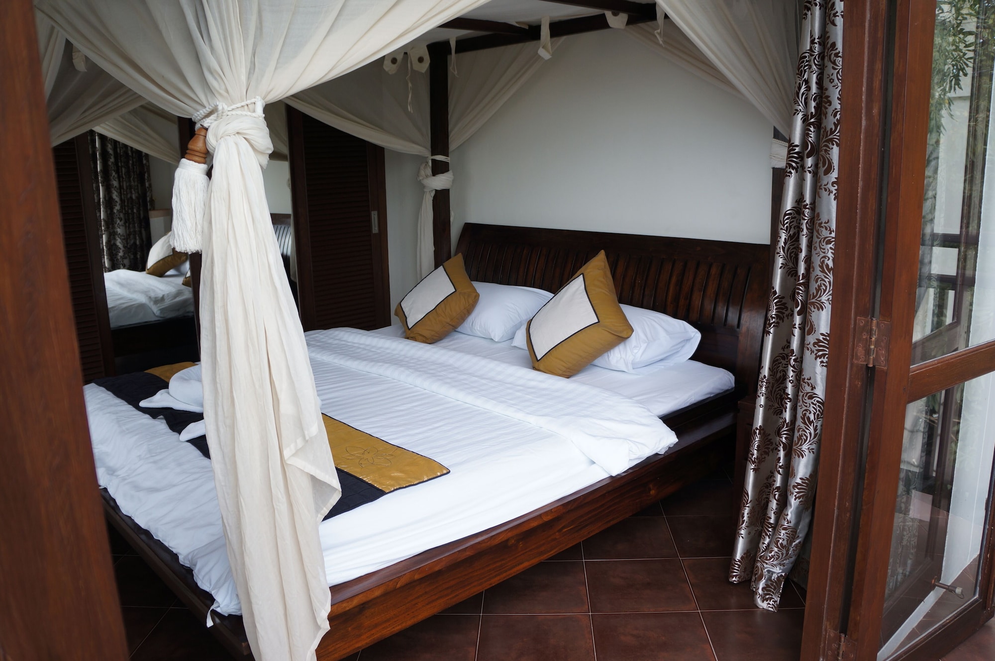 3 BEDROOMS, POOL, TROPICANA, FAMILY, VILLA
