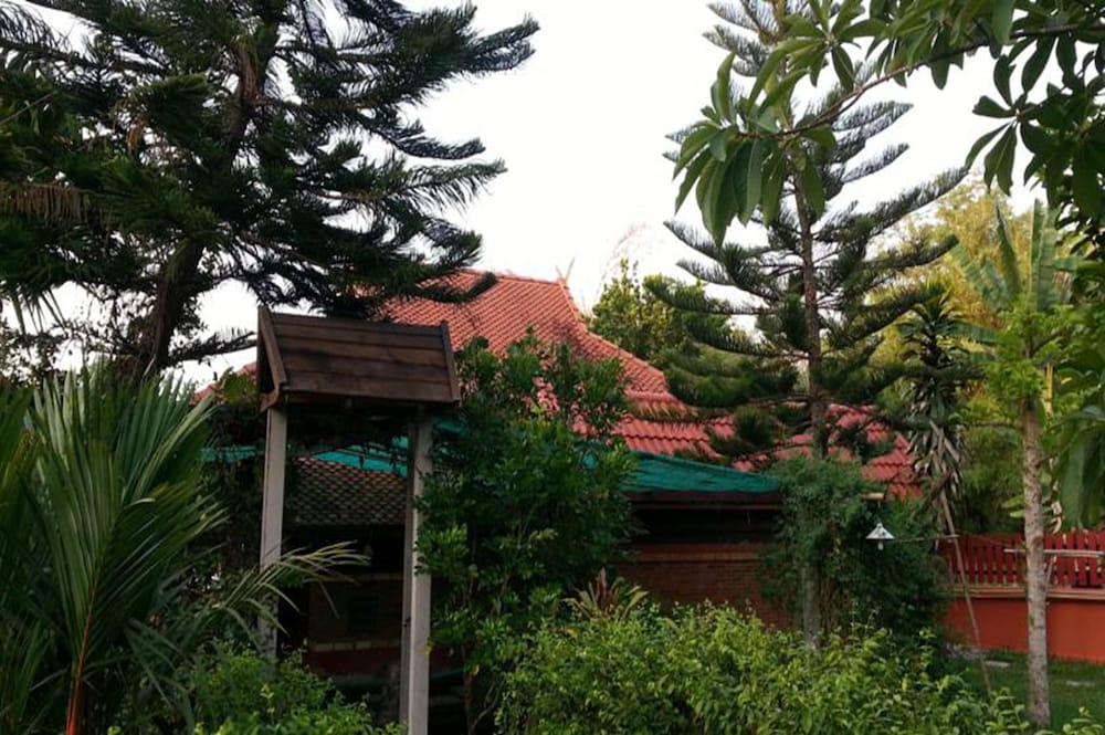 Rim Nam Kong Homestay & Campsite 5/40
