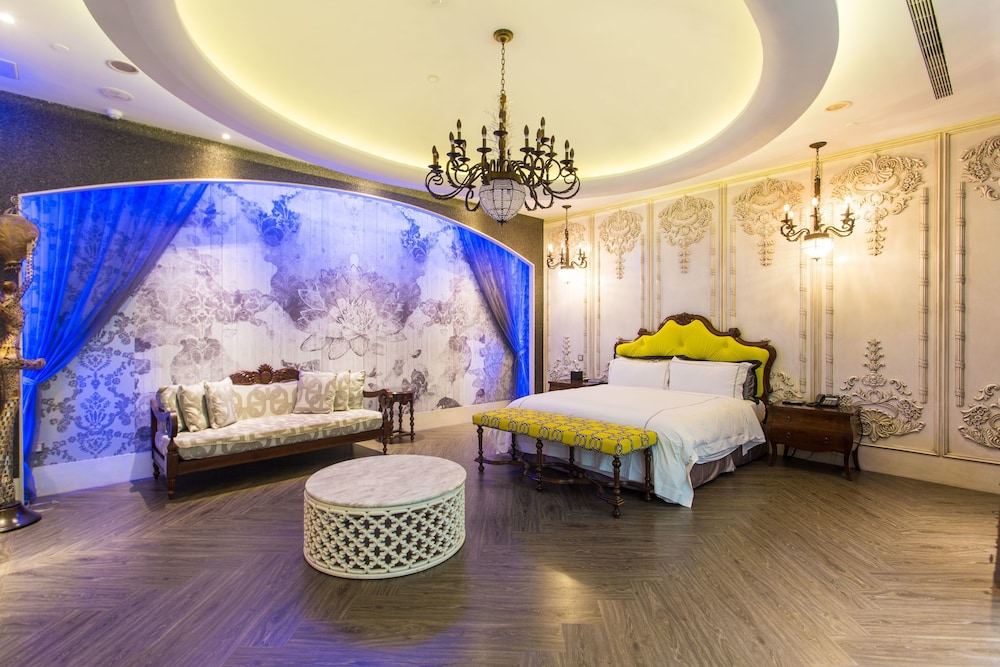 The Castle Ballet Taichung A Boutique Hotel 46/77
