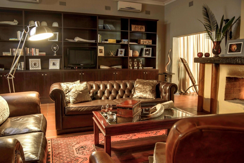 Shiduli Private Game Lodge 45/71