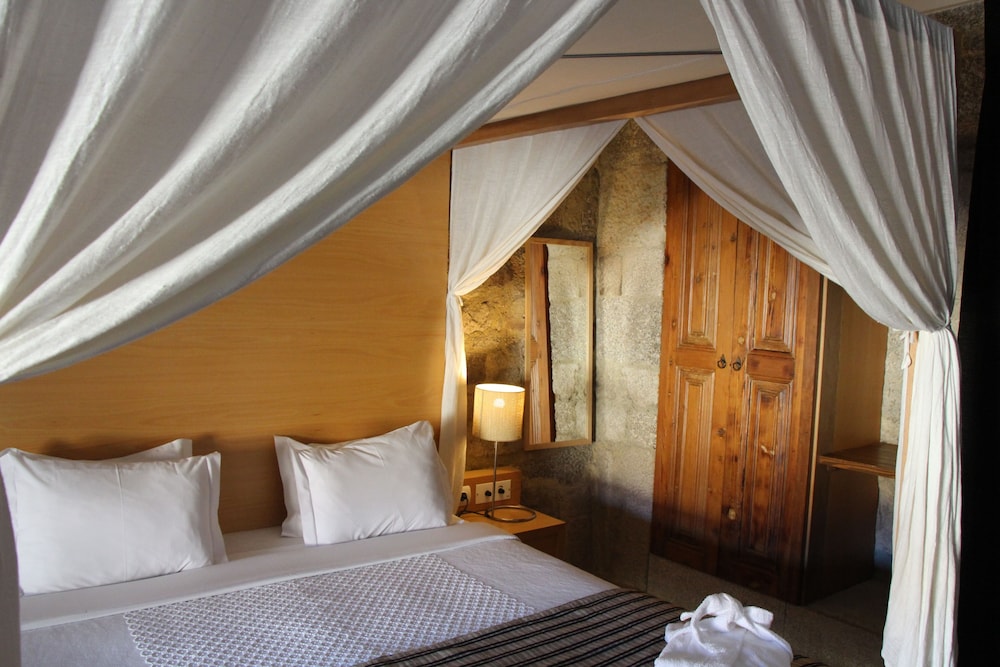 Hotel Rural Maria Da Fonte 3/32