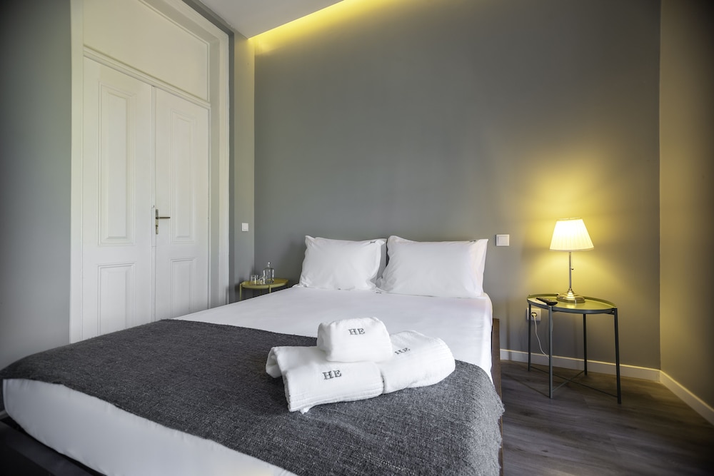 Hygge Lisbon Suites Estrela 7/27