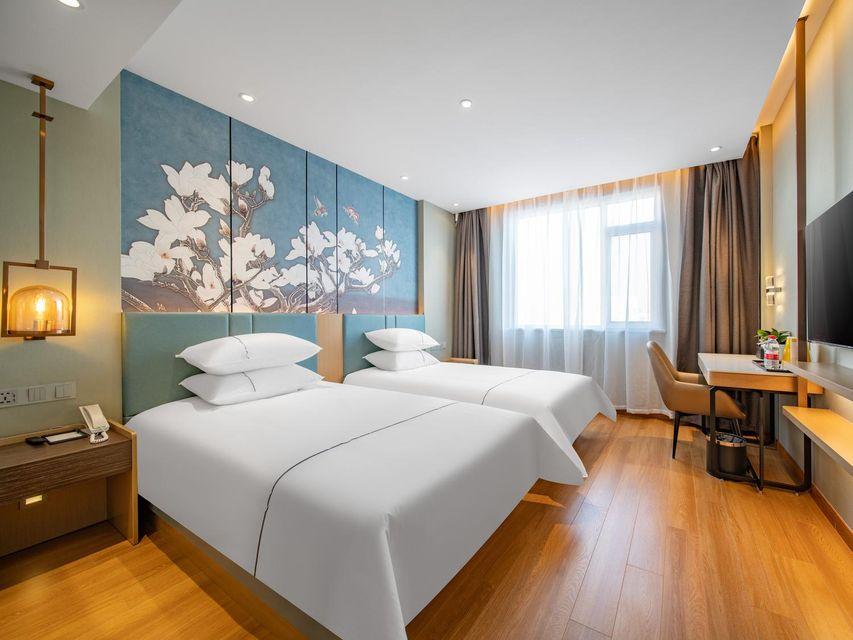 Elegant, Twin Beds