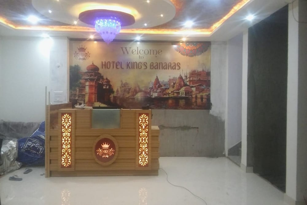 Hotel King's Banaras 1/19