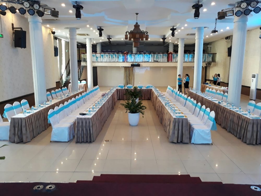 Red Palace Hotel 14/18