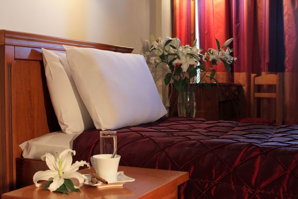 Famissi Eden Hotel 25/47