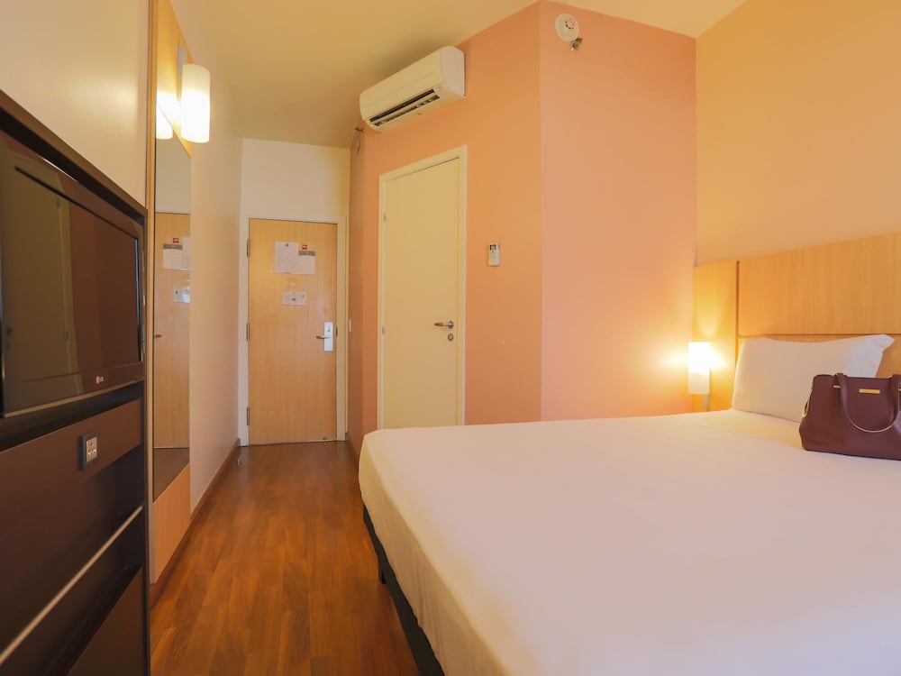 Ibis Montes Claros Shopping 18/50