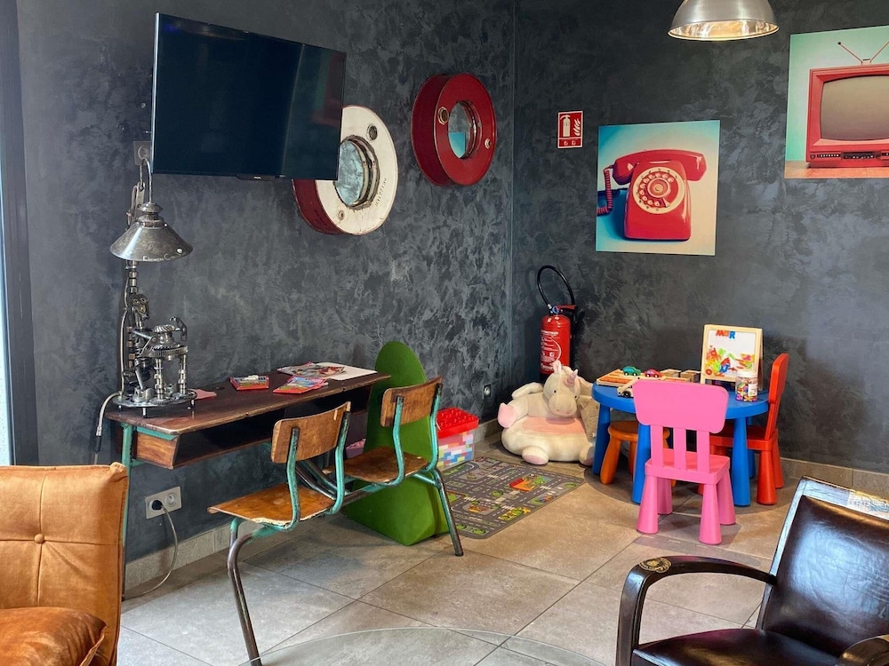 Ibis Styles Vierzon 27/44