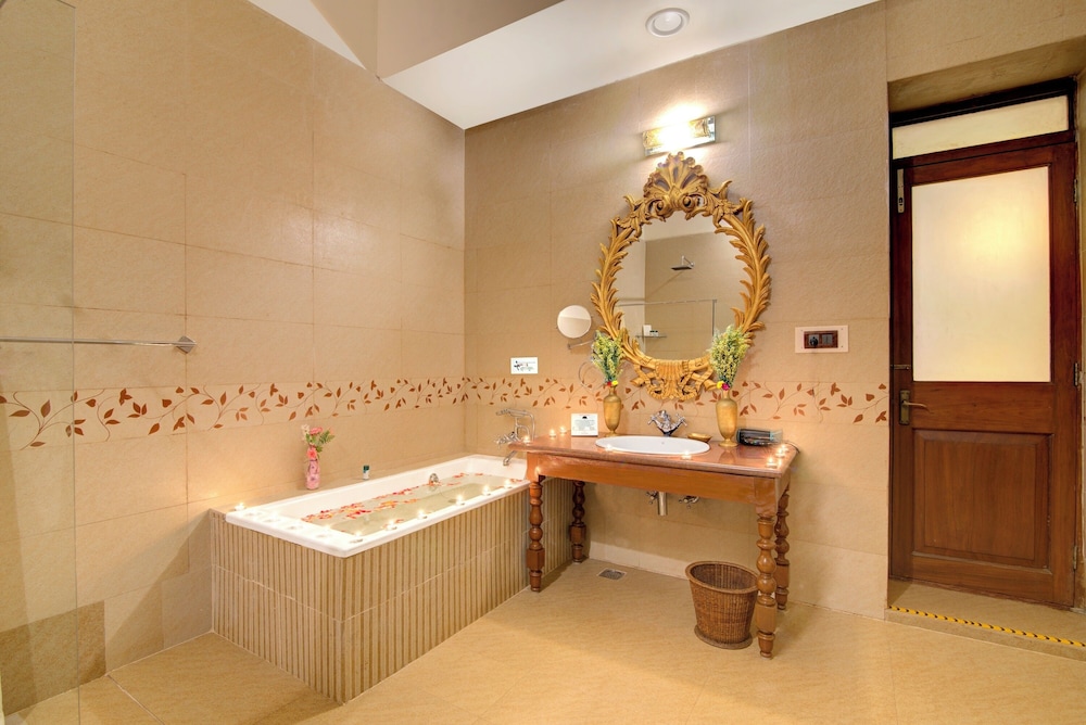 WelcomHeritage Shivavilas Palace 63/64