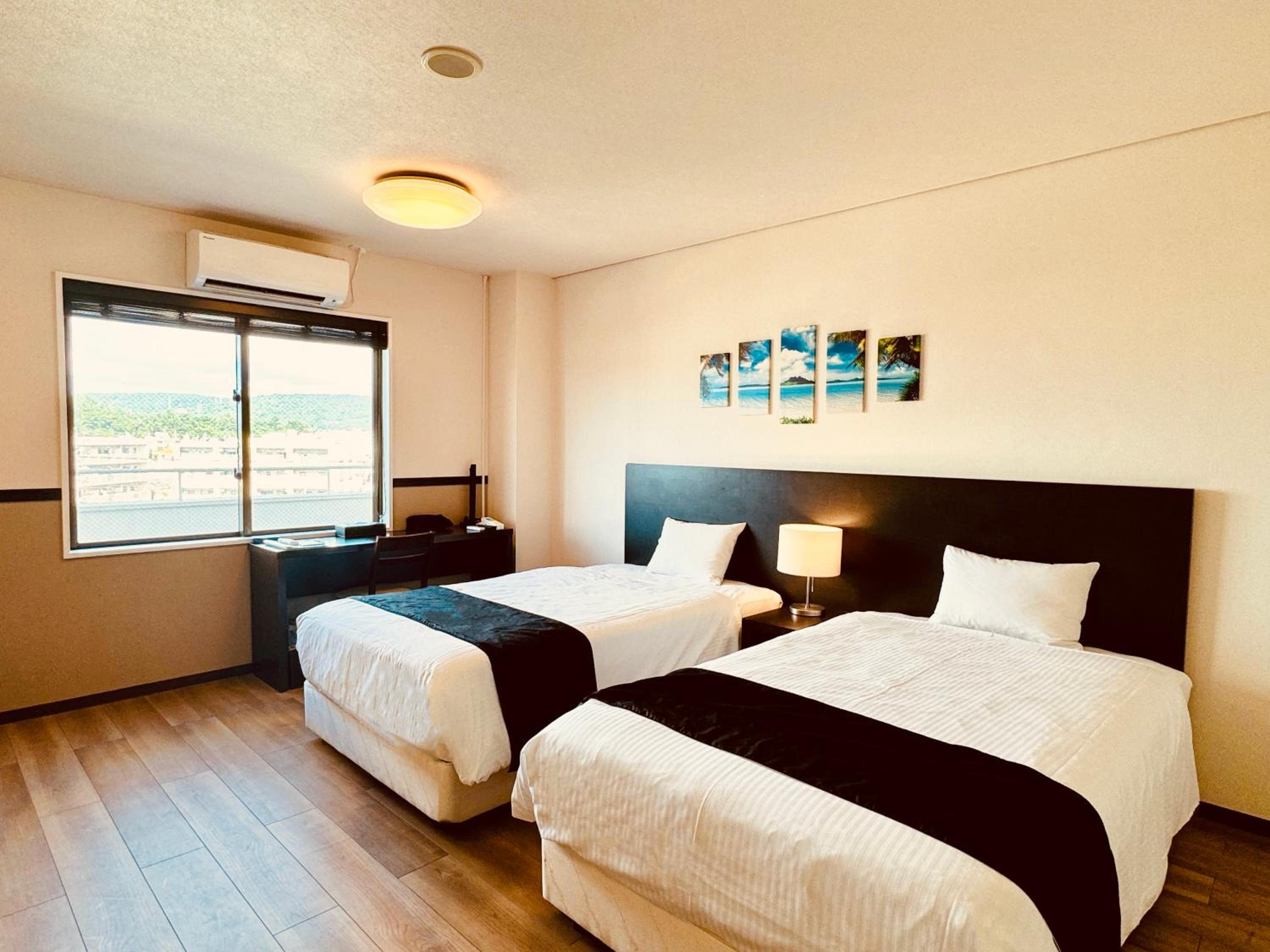 Type B, Premium, Twin Beds