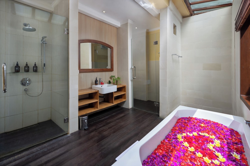 The Pari Sudha 50/50